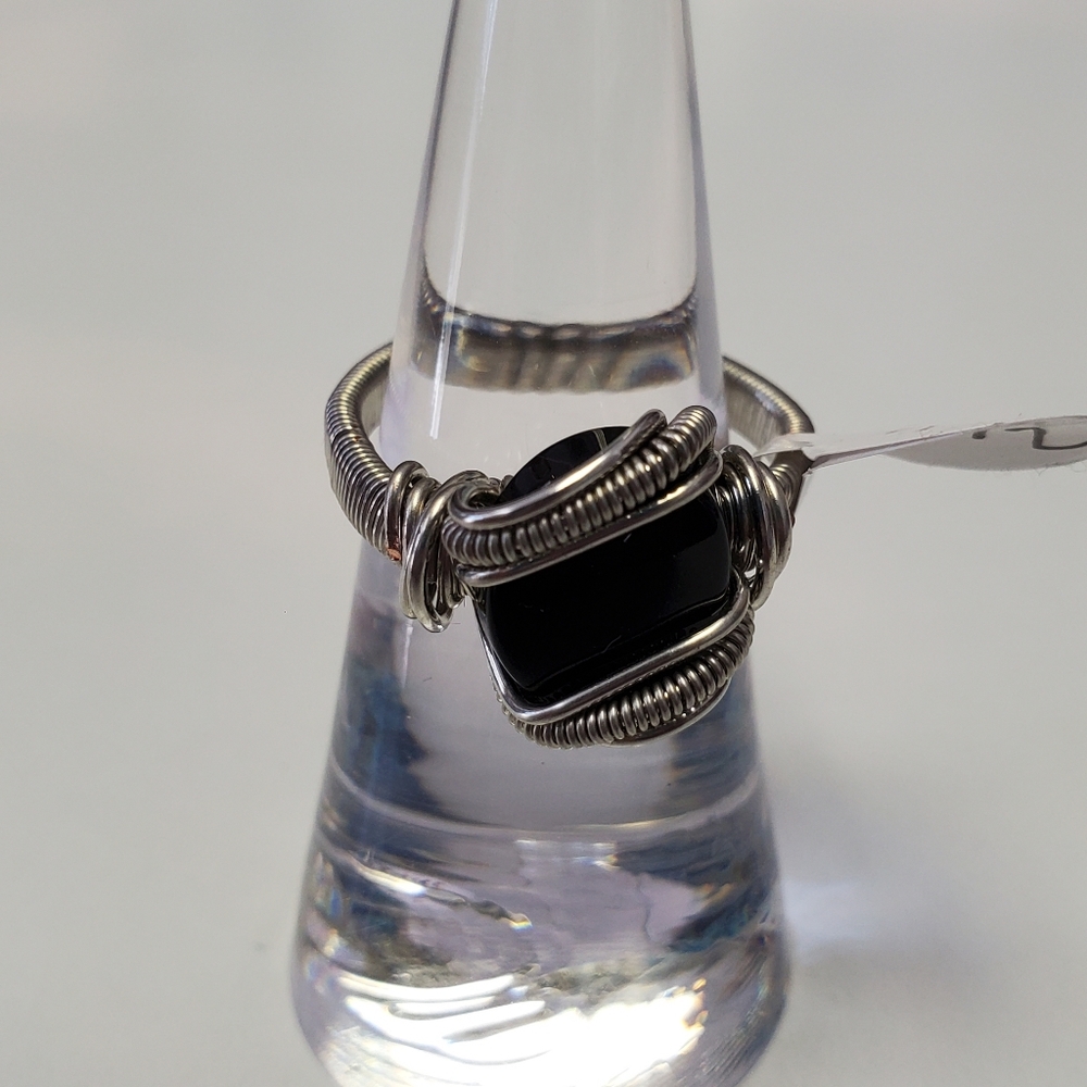 "Gray scale" Mystery Stone Handmade Wire Wrap Ring Size 6.5 - Picture 3 of 7